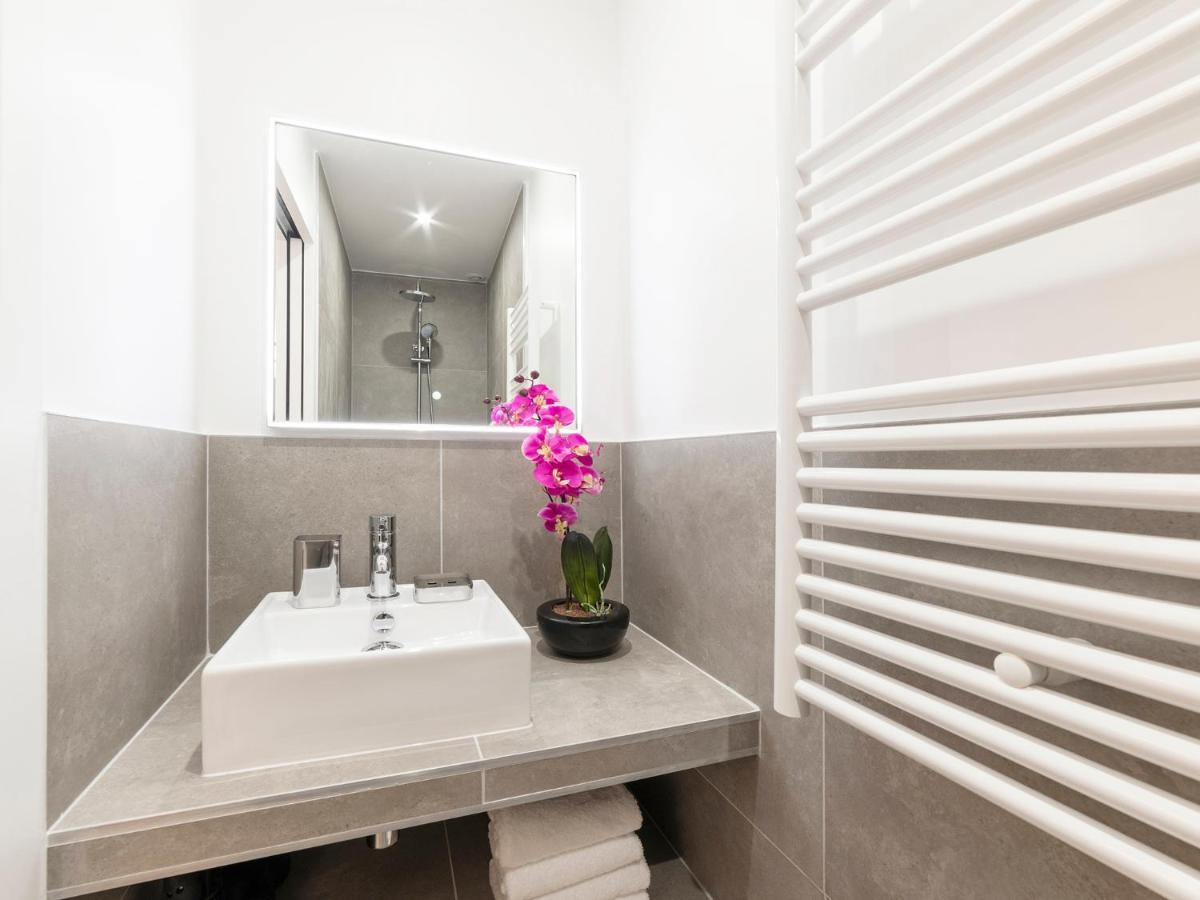 Livinparis - Luxury 3 Bedrooms Opera I Exteriör bild
